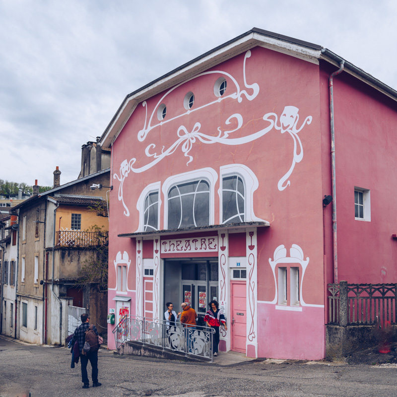 Theatre Jeanne d'Arc